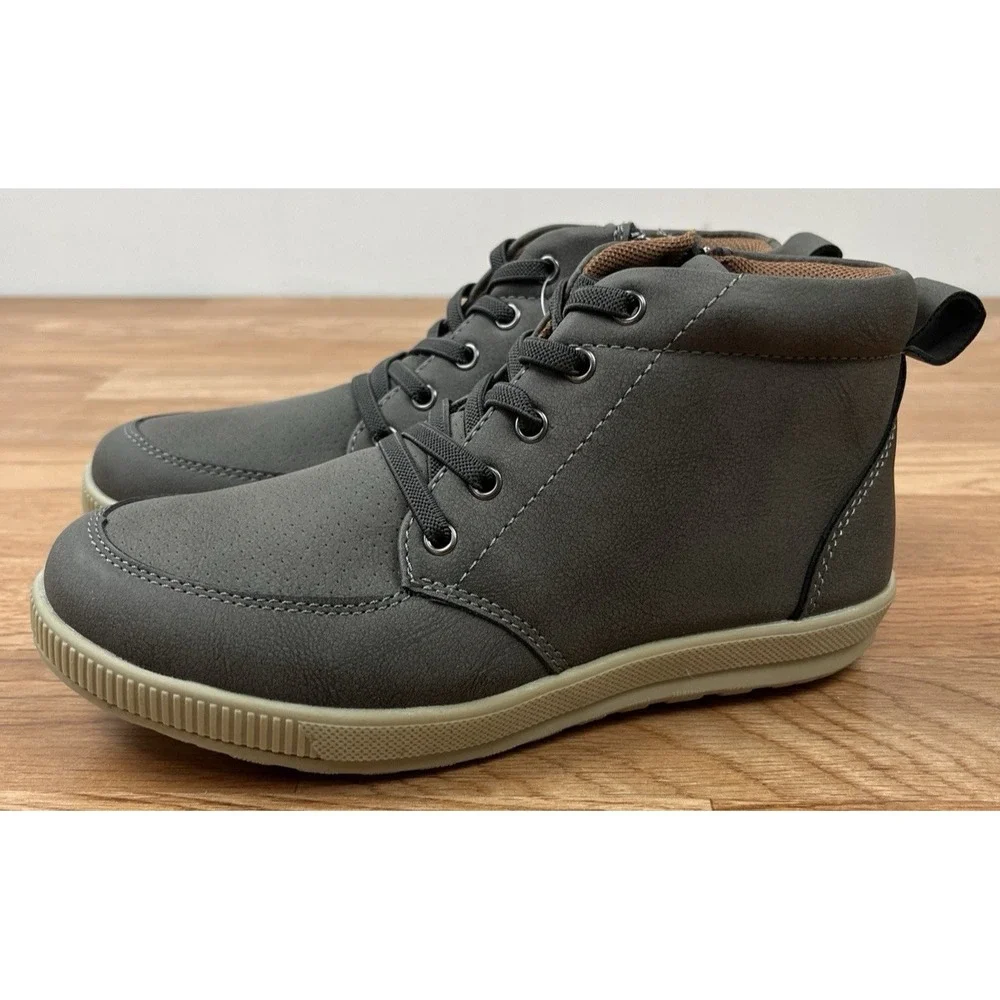 Deer Stags Kids Nolan Jr Casual Ankle Boots in Grey Big Boys Size 3 NEW